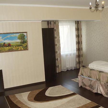 Home Hotel Astana Exterior foto