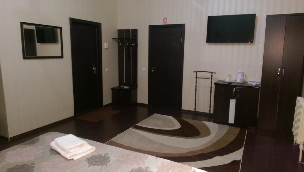 Home Hotel Astana Exterior foto